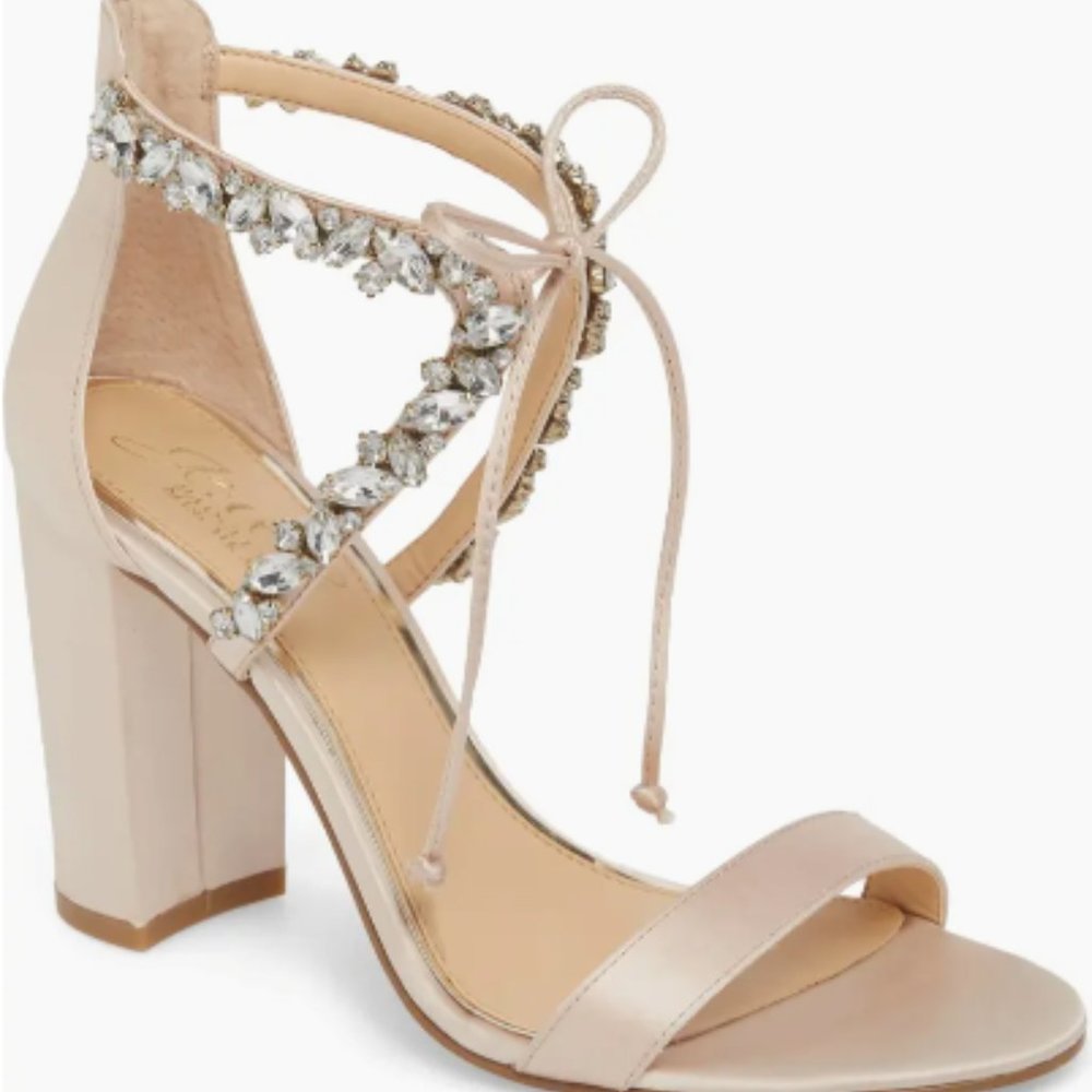 Badgley Mischka  Satin Heels in Champagne, Size 10